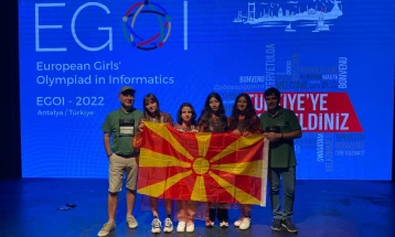 Сребрен медал за македонскиот тим на Европска олимпијада по информатика за девојки во Анталија