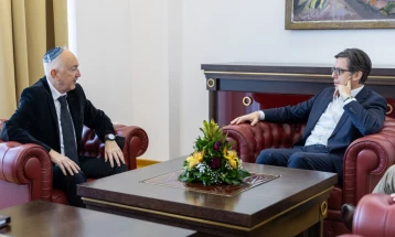 Средба на претседателот Пендаровски со претседателот на Еврејската заедница, Пепо Леви