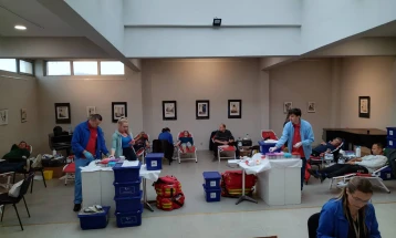 Во крводарителска акција во Велес собрани 158 крвни единици