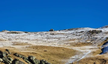 ЦУК: Почина планинарот кој падна од карпа кај Титов Врв
