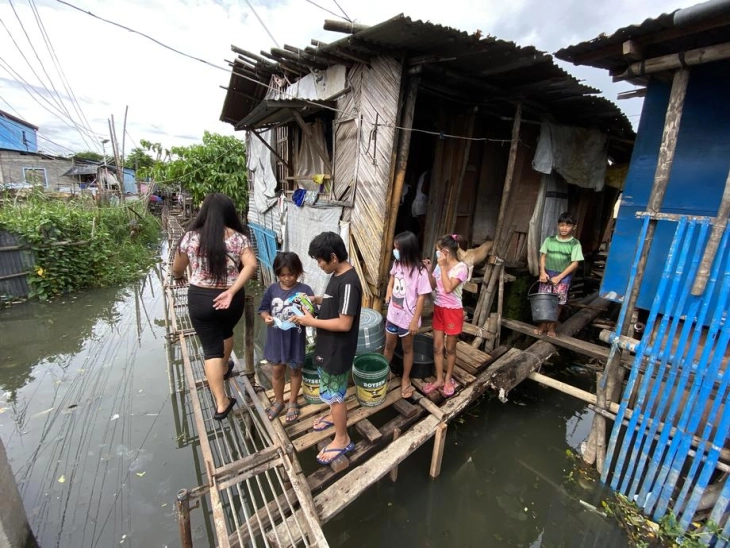 Të paktën 25 viktima në stuhinë tropikale “Megi” në Filipine