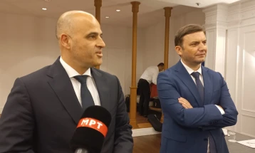 Kovaçevski pas takimit me Petkovin: Për momentin nuk mund të flitet për çfarëdo progresi me Bullgarinë, bisedimet vazhdojnë