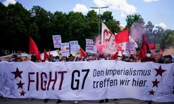 Në Munih marsh kundër G-7