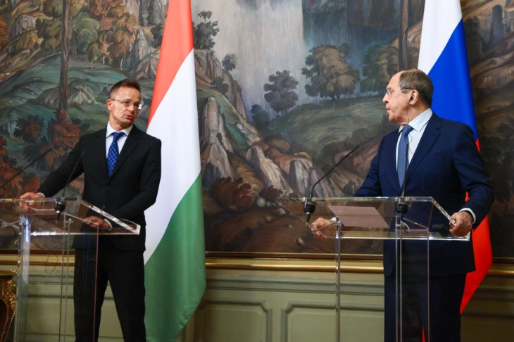 Lavrov: Do ta shqyrtojmë mundësinë për dërgesën e sasisë shtesë të gazit në Hungari