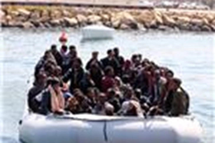 Për disa orë më shumë se një mijë migrantë arritën në Itali
