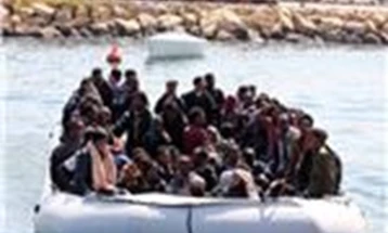 Për disa orë më shumë se një mijë migrantë arritën në Itali