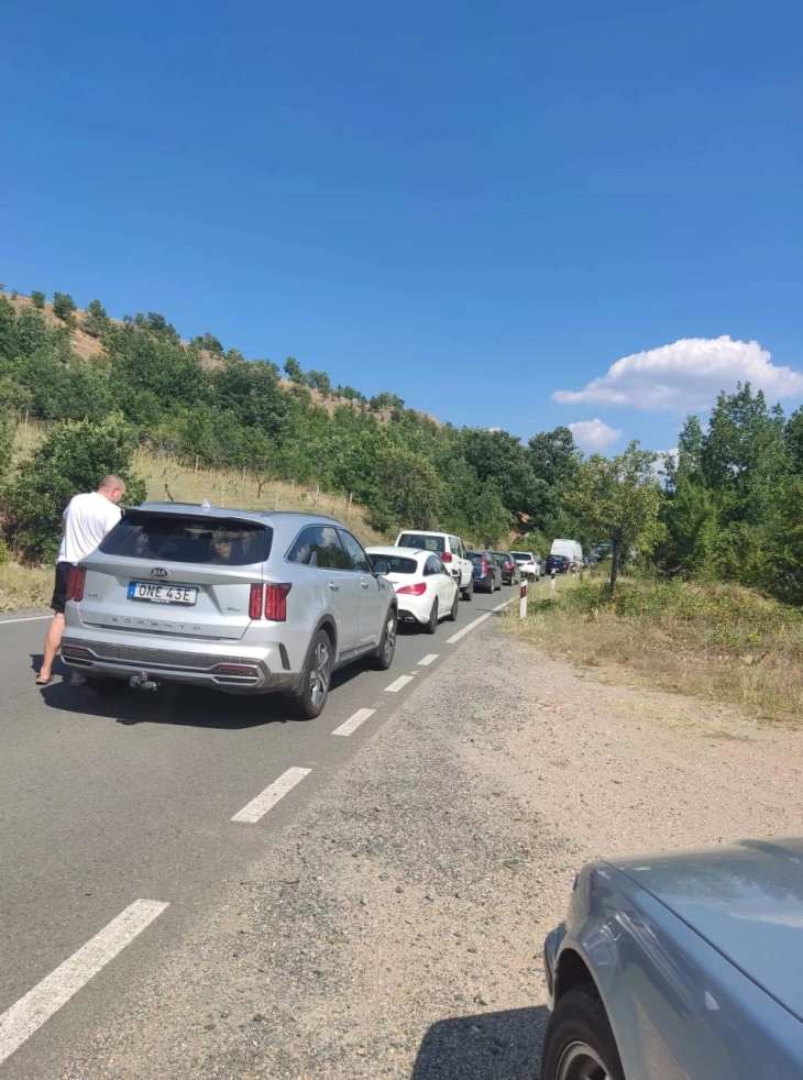 Normalizohet komunikacioni në rrugën Dellçevë-Makedonska Kamenicë