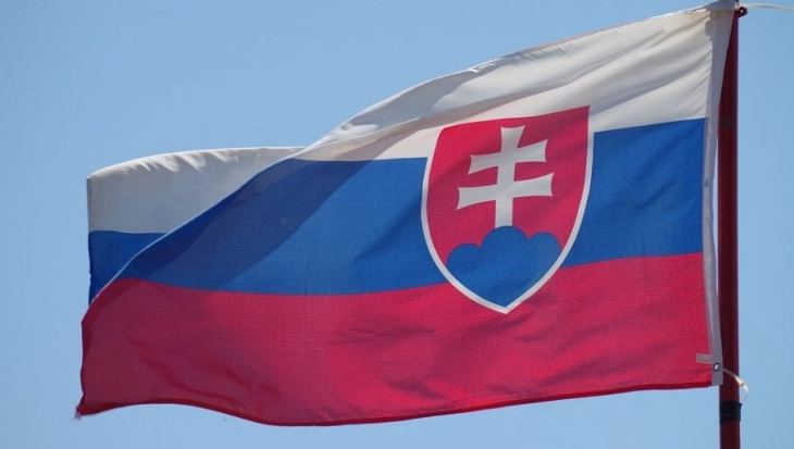 Fqinjët e Sllovakisë do të patrullojnë në qiellin e saj, duke liruar MIG për Ukrainën