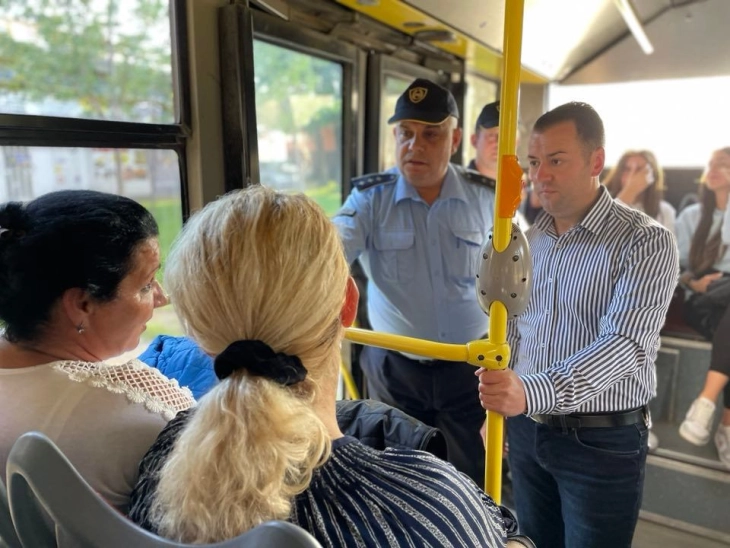 Patrulla të policisë do të ketë në autobusë deri në zgjidhjen e plotë të problemeve në Gazi Babë