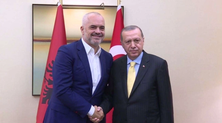 Rama në vizitë të paparalajmëruar në Turqi në takim me Erdoganin