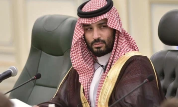 Arabia Saudite premtoi 400 milionë dollarë ndihmë humanitare për Ukrainë