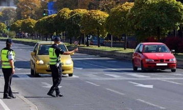 Shqiptohen 166 kundërvajtje trafiku në Shkup, 37 për tejkalim të shpejësisë së lejuar