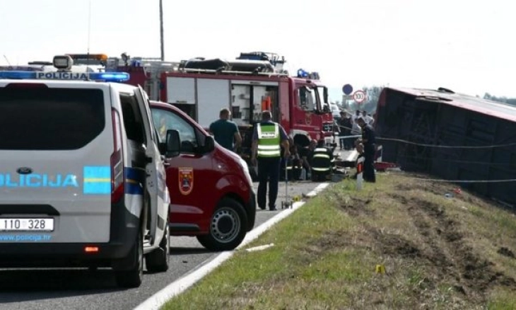 Bus driver arrested after ten killed in crash in Croatia