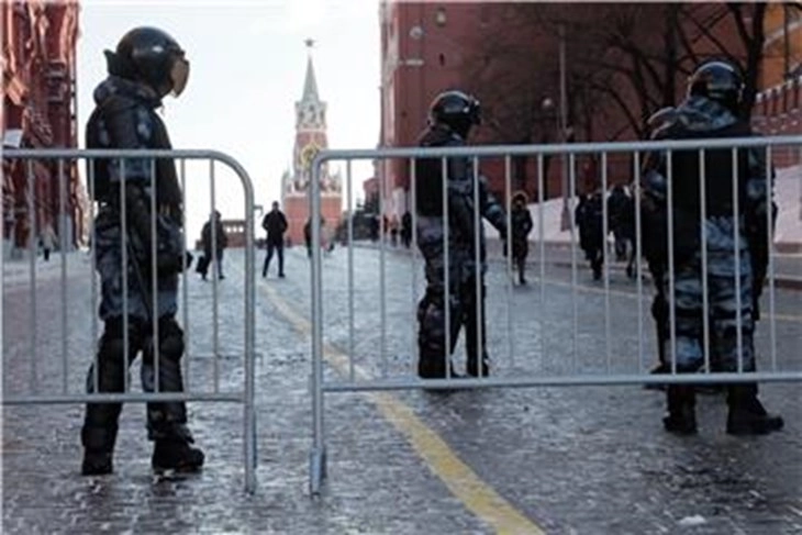 Peaceful protests next to impossible in Russia, charges Amnesty