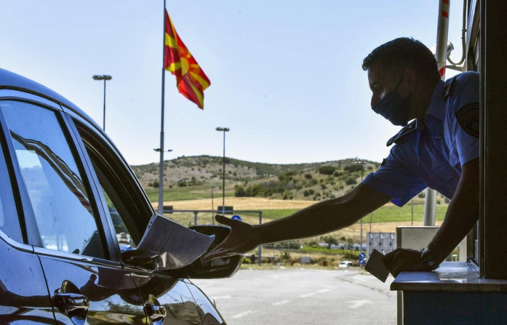 People entering or exiting N. Macedonia to be required to present negative PCR test or vaccination certificate