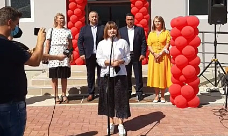 Carovska: Reopening of schools in best interest of students