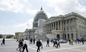 Active bomb threat investigation rattles Capitol complex