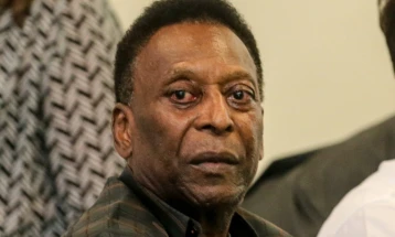 Pele 'recovering well' as daughter of Brazil legend provides update