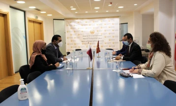 Transport Minister Bochvarski meets Qatar Chargé d’Affaires Al-Thani
