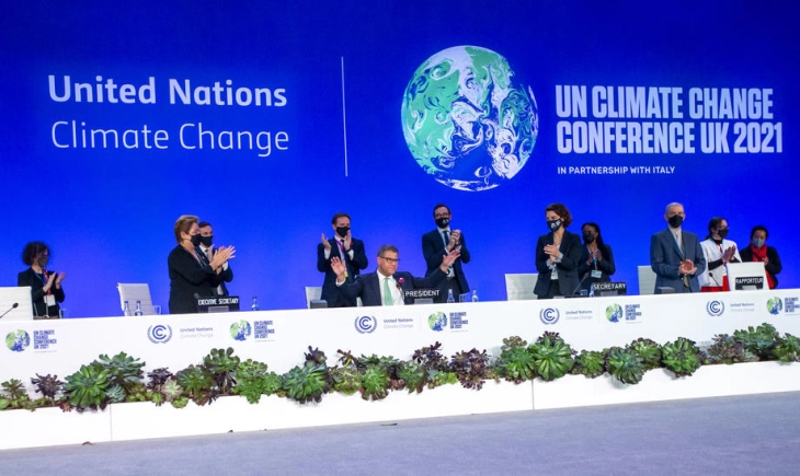 COP26 talks agree to strengthen emission cuts targets by end of 2022