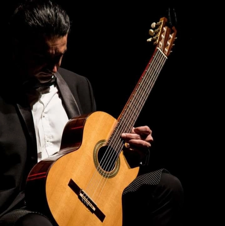 Darko Bageski to give solo guitar recital at Philharmonic