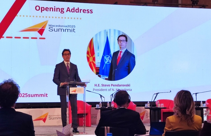 Energy crisis, price hikes, other challenges must not prevent digitization, Pendarovski tells Macedonia2025 Summit