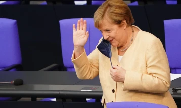 German military to bid farewell to Merkel with parade