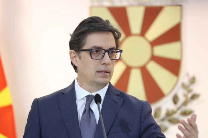 Pendarovski condemns arson attack against Bulgarian cultural center