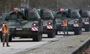 First delivery of German heavy weaponry arrives in Ukraine