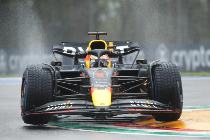 Verstappen beats Ferraris for sprint race win and Austria GP pole