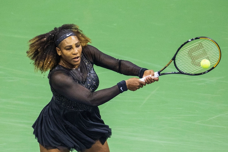 Serena Williams shocks Anett Kontaveit to keep fairytale alive