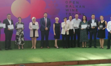 Tikvesh and Kamnik receive awards at ‘Wine Vision by Open Balkan’ fair in Belgrade