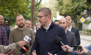 VMRO-DPMNE's Mickoski submits referendum initiative to void Treaty with Bulgaria