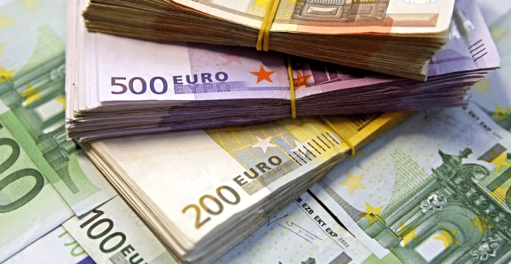 Foreign currency reserves stand at €3,2 billion