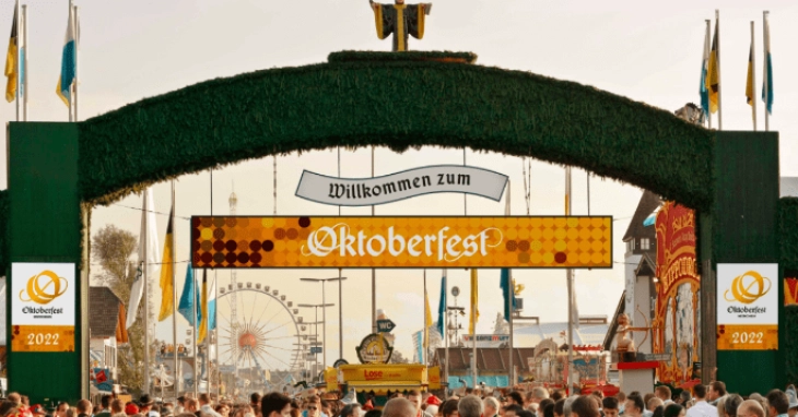 Long queues, chilly drizzle, mark return of Oktoberfest to Munich