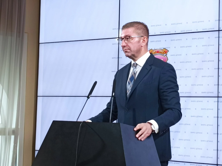 Mickoski invites Kovachevski to debate on energy crisis
