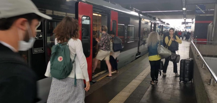 German rail operator: cable sabotage caused network halt in north