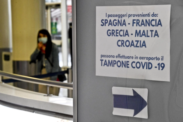 Italy to end ban on unvaccinated health workers