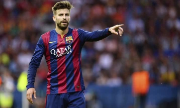 Barcelona and Spain legend Pique to retire aged 35