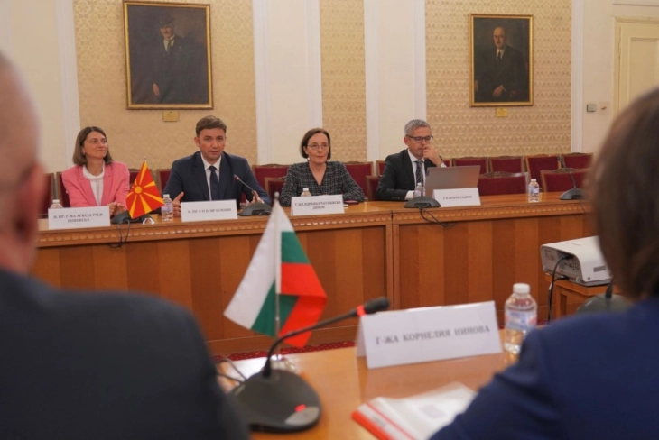 FM Osmani meets with Bulgarian party leaders in Sofia