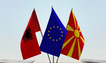 PM: Cooperation memos to be signed at joint gov't session with Albania 