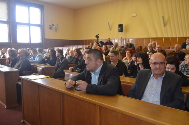 Во Србија утре избори за Национални совети на националните малцинства и на македонското малцинство 