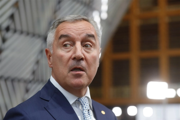 Уставниот одбор одлучи да почне постапка за утврдување дали Ѓукановиќ го прекршил Уставот