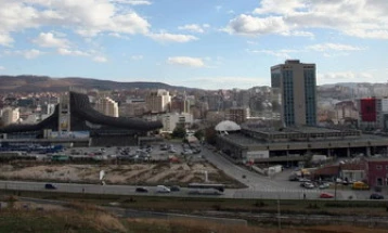 РТС: Полицијата во Приштина потврди дека од утре ќе казнува за возила со српски таблички