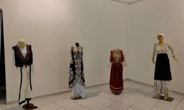 Етнолошка изложба во Куманово „Препознатливост на албанската носија“
