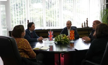 Британскиот амбасадор Метју Лосон во прва посета на Општина Велес
