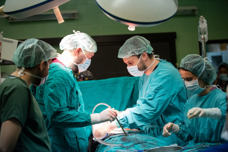 МЗ: Направена првата трансплантација на црн дроб од починат донор