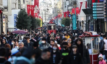 Istanbul governor: Blast kills four, injures 38 on pedestrian avenue
