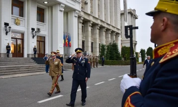 Army Chief of Staff Gjurchinovski in Romania visit