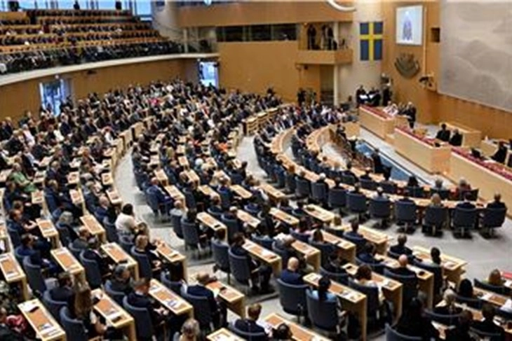 Suedia votoi ndryshime të Kushtetutës me qëllim që ta përforcojë luftën kundër terrorizmit